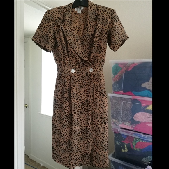 Robbie Bee Dresses & Skirts - 100% SILK Robbie Bee dress,size 4P